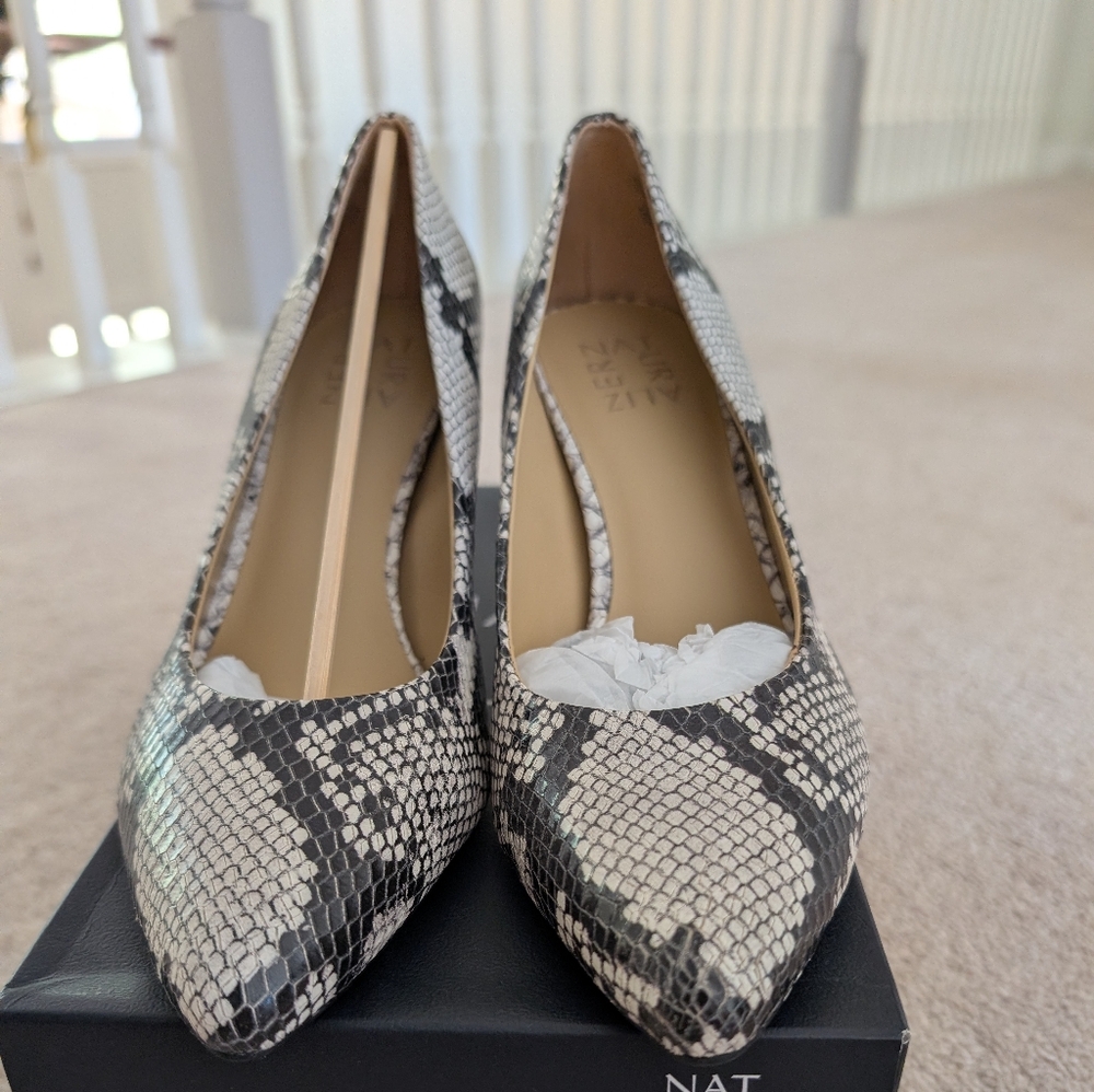 Snakeskin Patterned Women's Pumps - New In Box